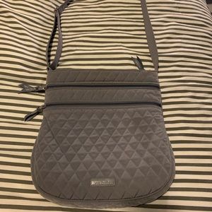 Very Bradley Crossbody (Gray with roses)